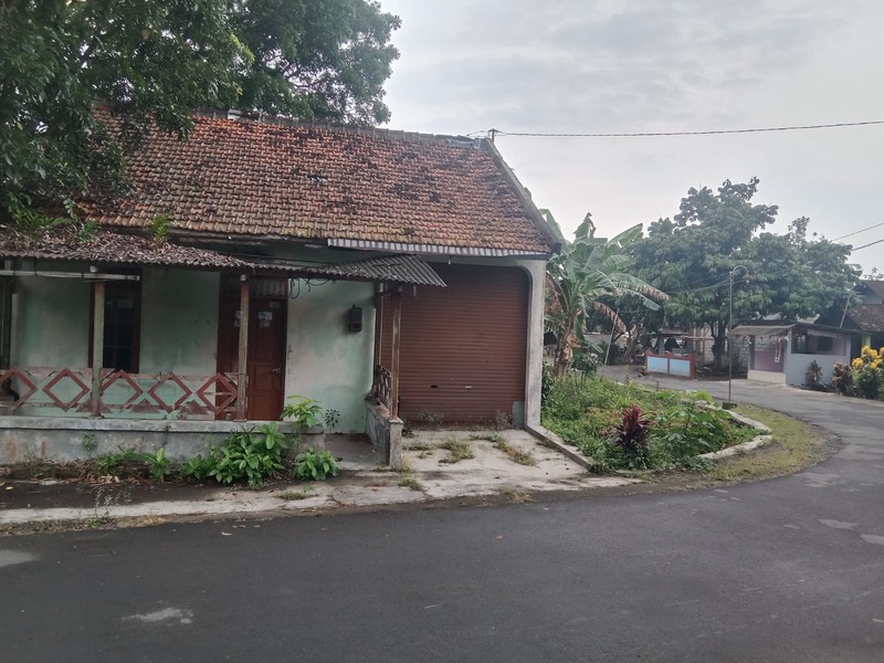 Tanah Luas 1690 Meter Persegi Lokasi Strategis di Daerah Balecatur Gamping Sleman 