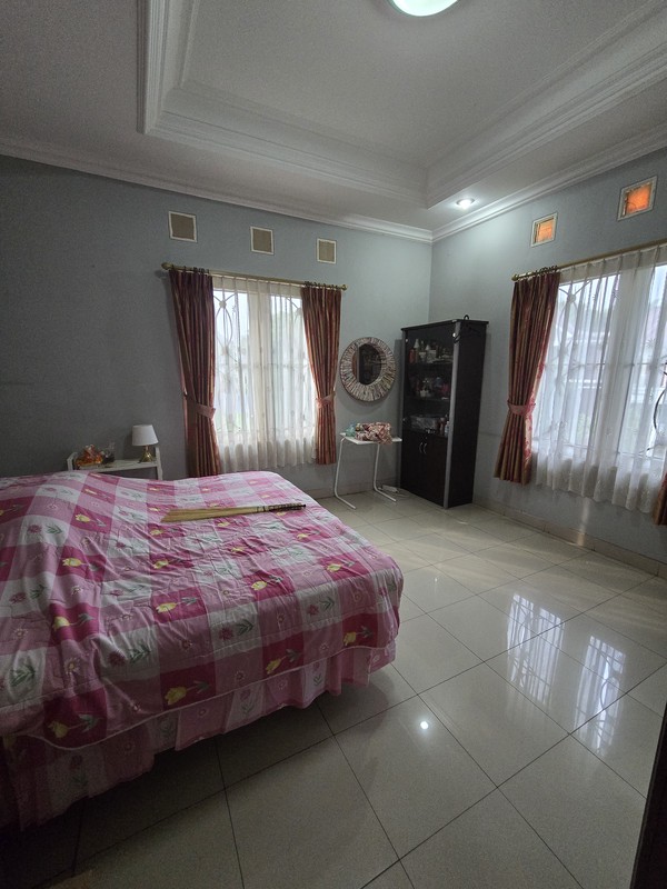 Rumah Hoek Puspita Loka BSD City, dekat AL-AZHAR