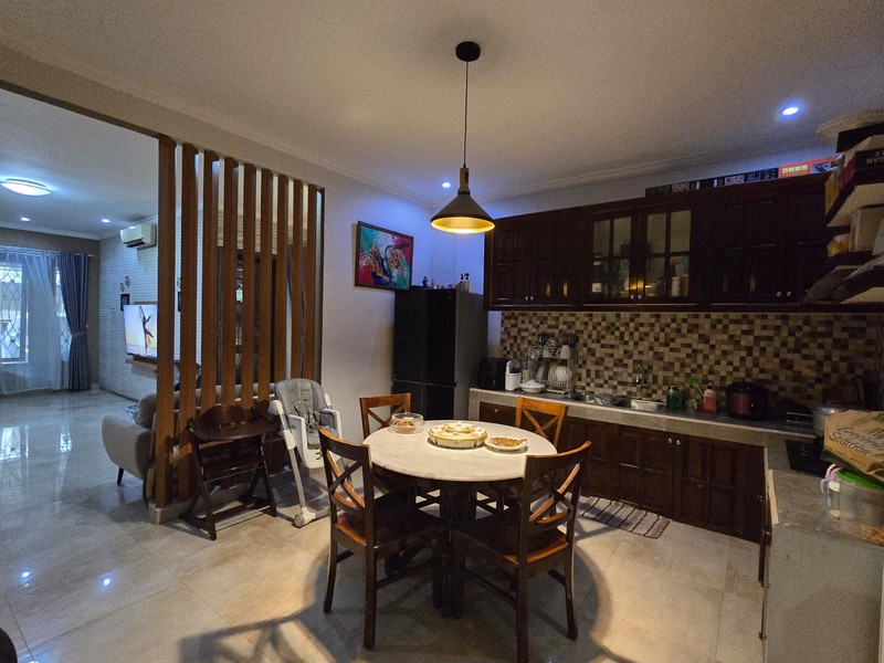 Rumah siap huni di BSD CITY NUSA LOKA, ROW Jalan besar 12 meter