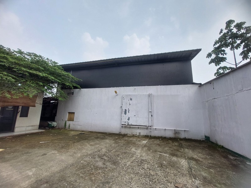 Tanah Strategis Di Jalan Raya Bogor