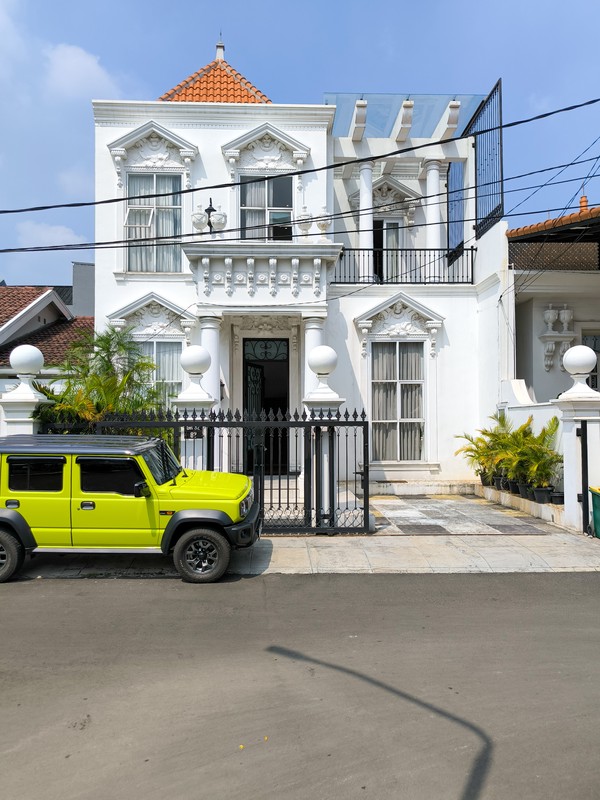 Rumah Modern 2 lantai brand new di Cluster Plumeria, Bintaro Jaya