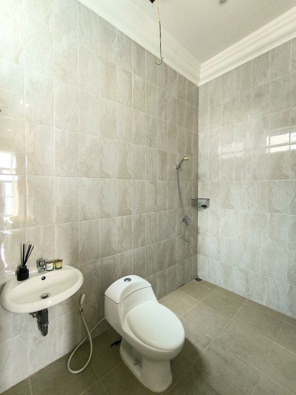 Rumah Modern 2 lantai brand new di Cluster Plumeria, Bintaro Jaya