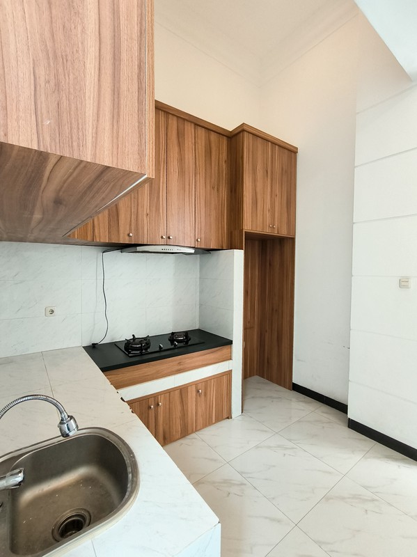 Rumah Modern 2 lantai brand new di Cluster Plumeria, Bintaro Jaya