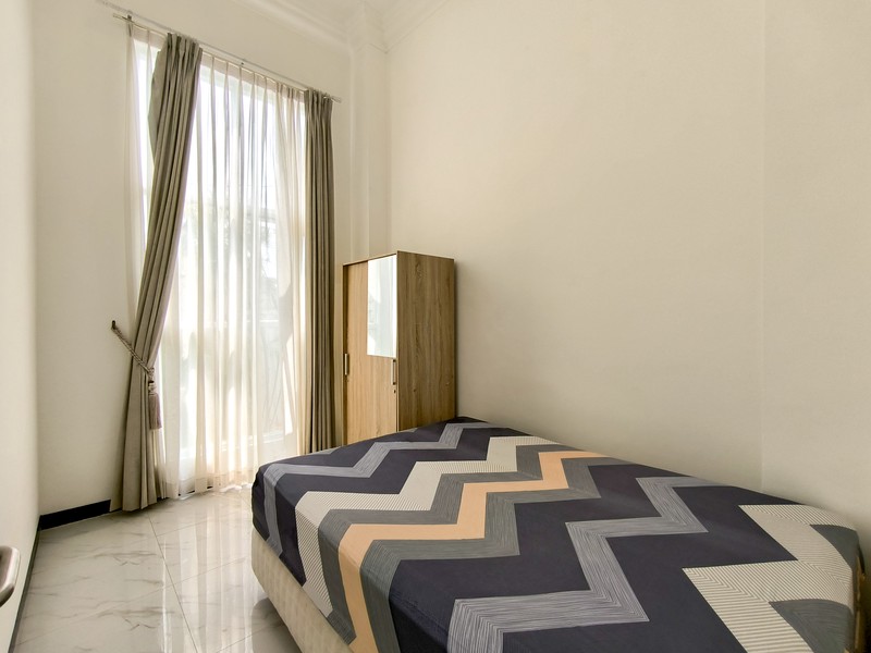 Rumah Modern 2 lantai brand new di Cluster Plumeria, Bintaro Jaya