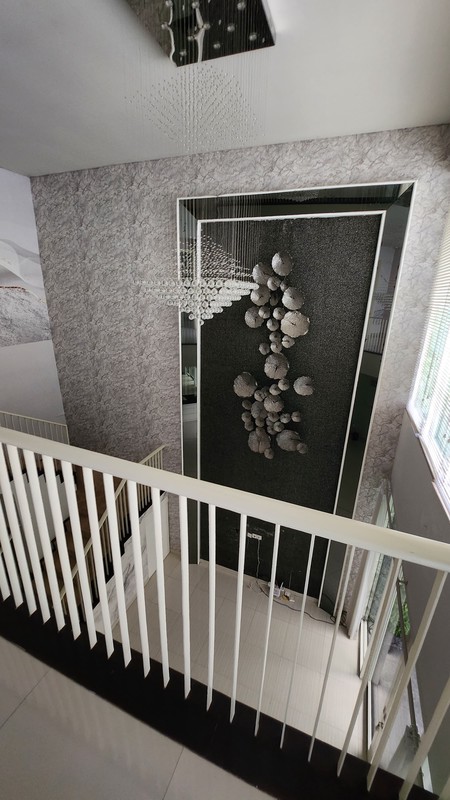 Dijual rumah SEMI FURNISHED modern