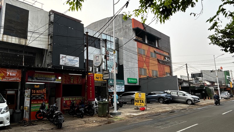 Ruko 4 Lantai Di Area Komersil Strategis Tebet Barat Dalam Raya Jaksel
