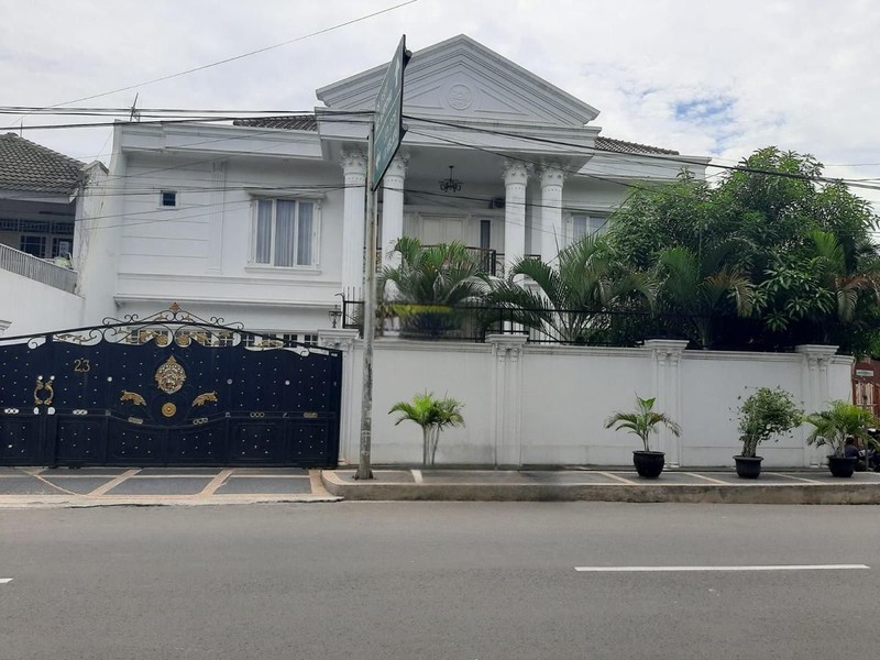 Rumah Luas 2 Lantai di Tebet Timur Dalam Raya Jaksel