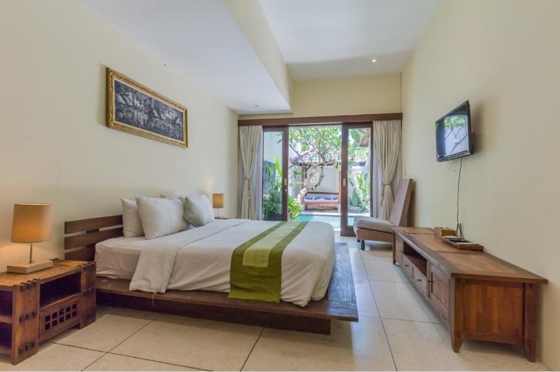 Freehold - Tropical 3-Villa Complex for Sale in Umalas, Bali