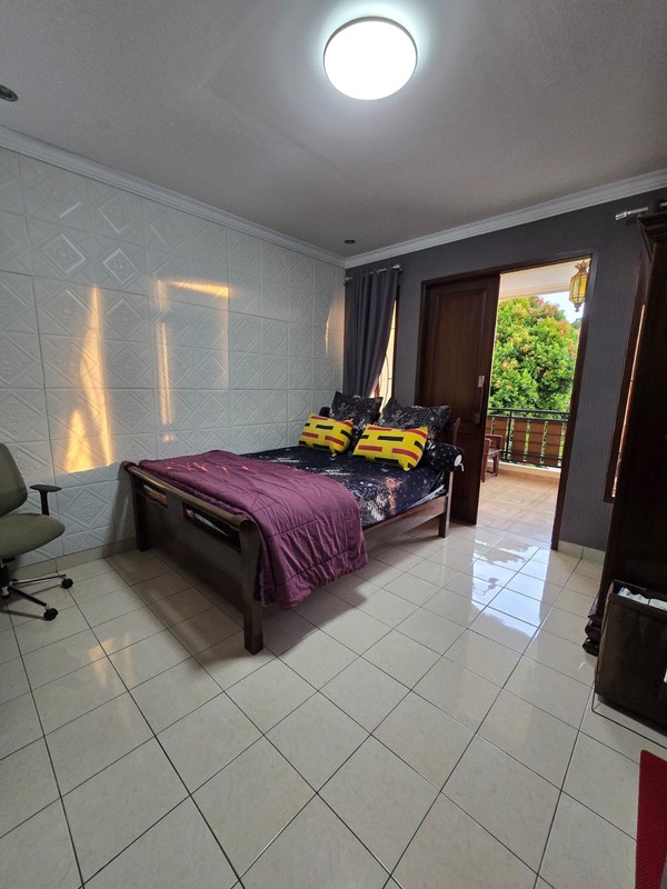 Rumah siap huni di BSD CITY NUSA LOKA, ROW Jalan besar 12 meter