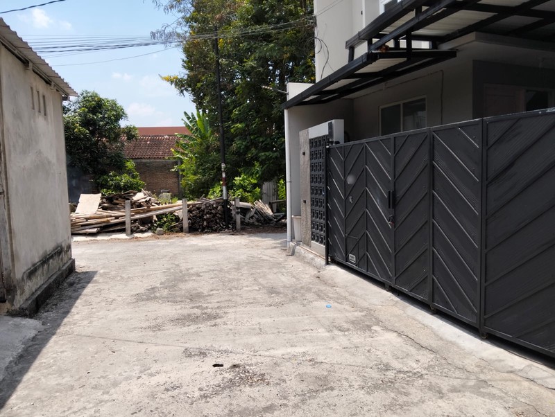 Rumah Furnish Dalam Perum Dekat Puskesmas Banguntapan II Cocok Untuk Kost, Bantul