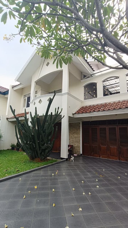 Rumah Siap Huni dengan lingkungan yang nyaman di Bumi Bintaro Permai, Pesanggrahan