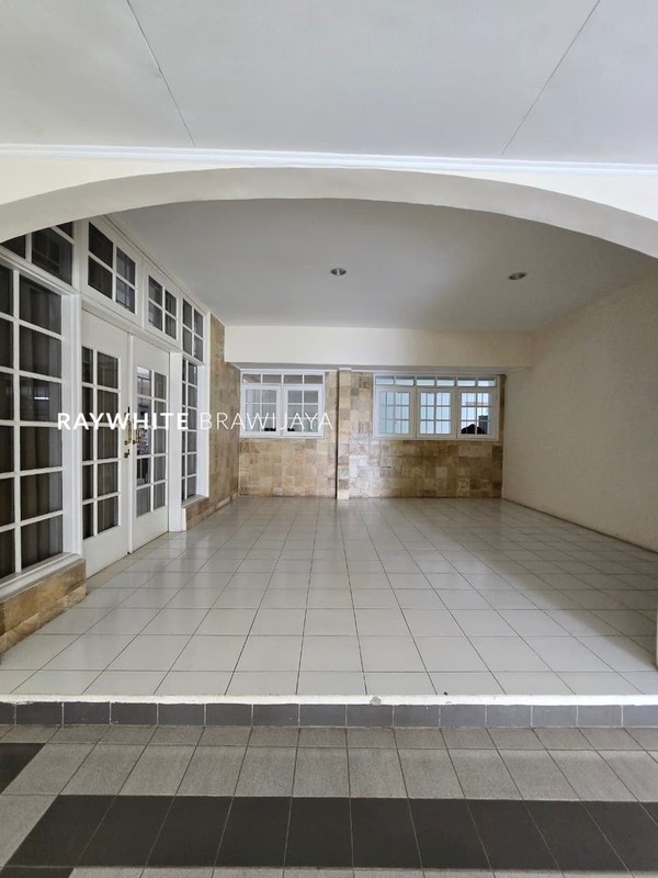 Rumah Siap Huni Lingkungan Tenang Dalam Kompleks Patra Kuningan