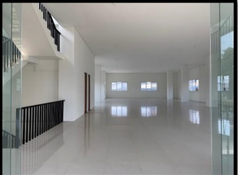 jual cepat gedung baru sangat murah dimatraman jaktim