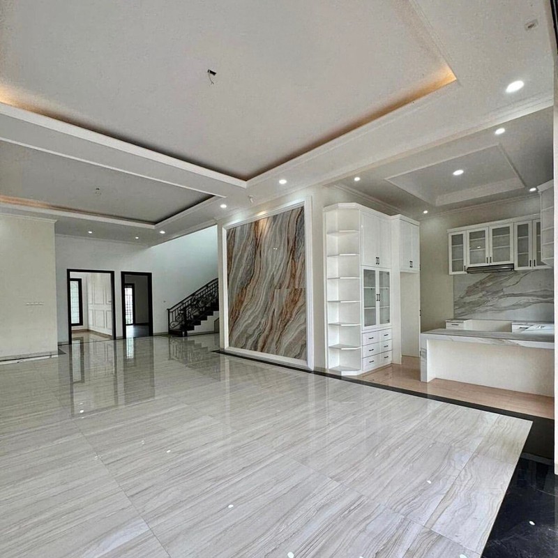 Di jual cepat rumah baru modern minimalis  3,5 lantai di kawasan elit Menteng Jakarta Pusat