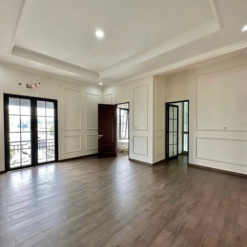 Di jual cepat rumah baru modern minimalis  3,5 lantai di kawasan elit Menteng Jakarta Pusat