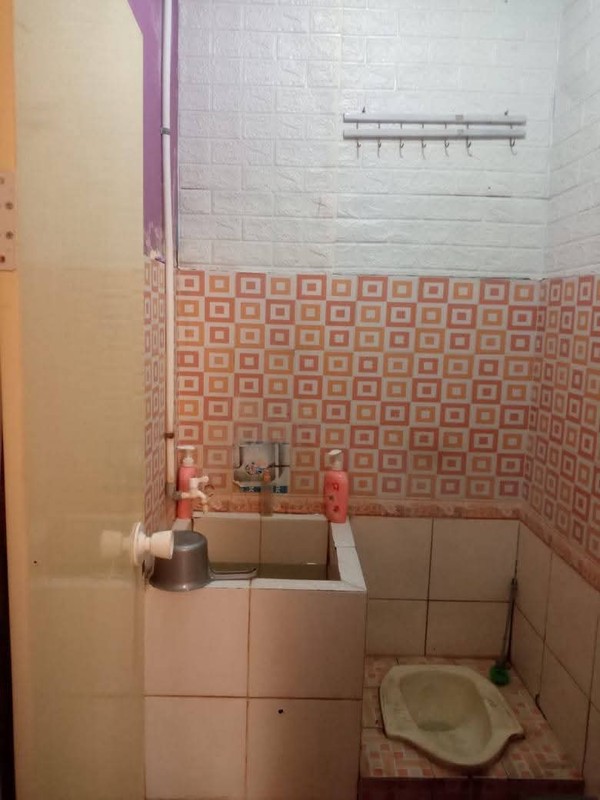 Rumah Dalam Perum Dekat Lokasi Dekat Jalan Bibis Raya, Gamping, Sleman