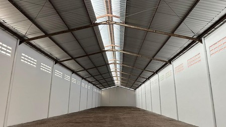 Dijual Gudang Raya Sukomanunggal Surabaya, 1200m2