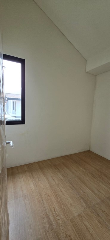 Rumah Baru di Cluster Riverside Waterfront Lippo Cikarang