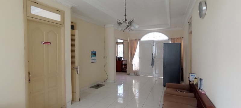 Rumah 2 Lantai Siap Huni di Ciputat dengan Hunian Nyaman dan Asri.