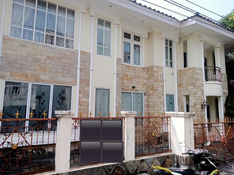 Rumah 2 Lantai Siap Huni di Ciputat dengan Hunian Nyaman dan Asri.