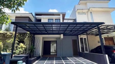 Rumah BARU GRESS !!! di Dian Istana Cluster Mocca Vrbana Surabaya Barat, Minimalis, 2 Lantai, Semi Furnished, SIAP HUNI !!!