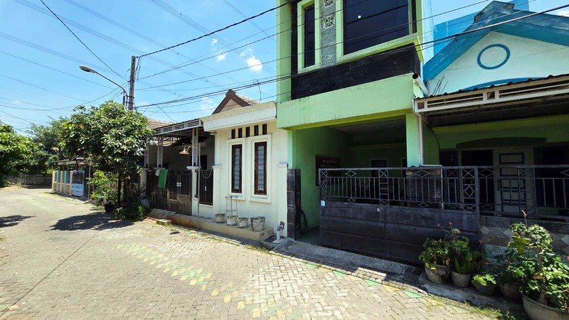 Rumah di Graha Kencana Pakal Surabaya Barat, Bagus + Terawat, Siap Huni