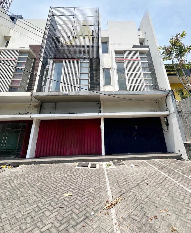 Ruko di Raya Jemursari Surabaya Selatan, 3 Lantai, Lokasi Strategis Aktif & Ramai, Nol Jalan Raya... DISEWAKAN JUGA !!!
