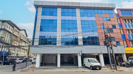 Ruko Gandeng 5 Lantai Cocok Untuk Office di Jl KH Hasyim Ashari
