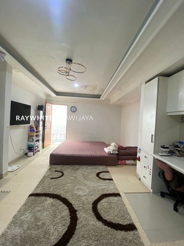 Rumah Siap Huni Lokasi Startegis Area Kebayora Baru