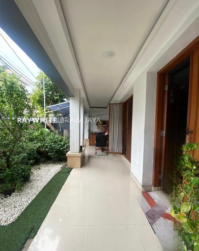 Rumah Siap Huni Lokasi Startegis Area Kebayora Baru