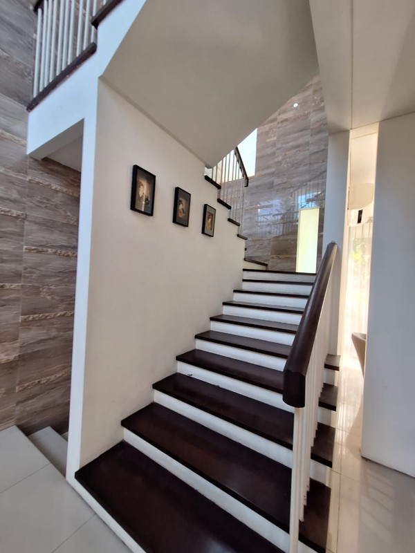 DIJUAL RUMAH DI BUKIT GOLF CITRALAND SURABAYA BARAT