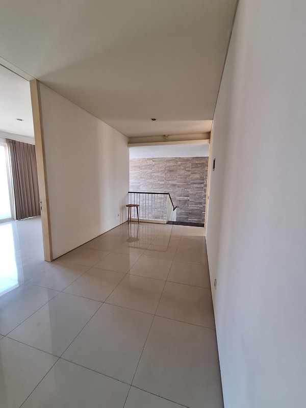 DIJUAL RUMAH DI BUKIT GOLF CITRALAND SURABAYA BARAT