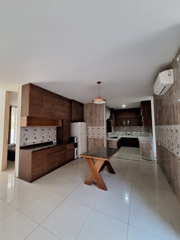 DIJUAL RUMAH DI BUKIT GOLF CITRALAND SURABAYA BARAT