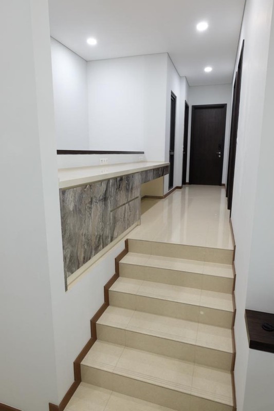 Rumah Mewah di Kawasan Elit Navapark BSD Dekat Sekolah dan Tol