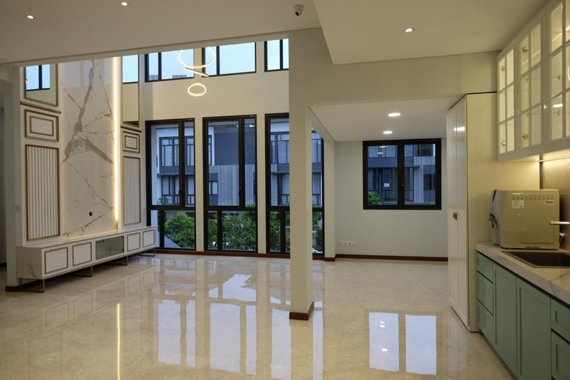 Rumah Mewah di Kawasan Elit Navapark BSD Dekat Sekolah dan Tol