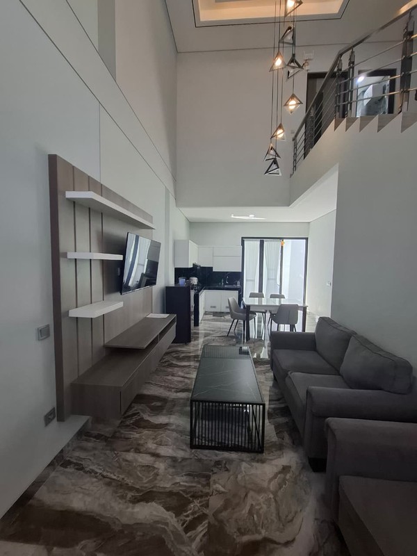 Rumah Hitung Tanah Area Cipete