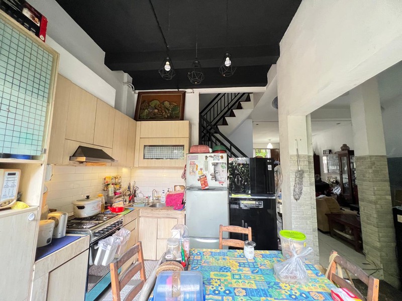 Rumah Bagus Di Jl Jalak Pondok Ranji Tangerang Selatan