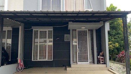Rumah Cantik 2 Lantai Hook di Citra Grand