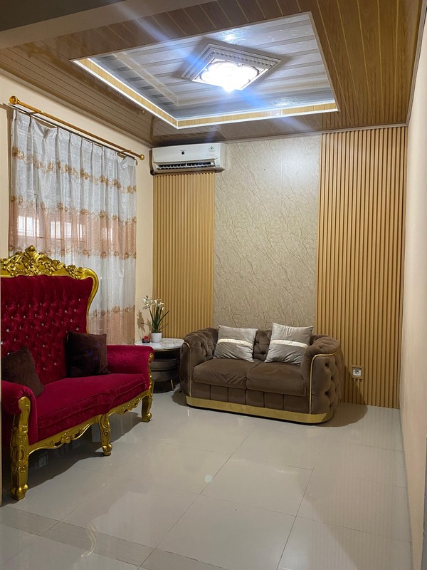Rumah Cantik 2 Lantai Hook di Citra Grand
