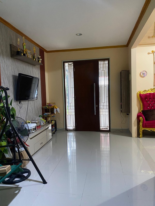 Rumah Cantik 2 Lantai Hook di Citra Grand