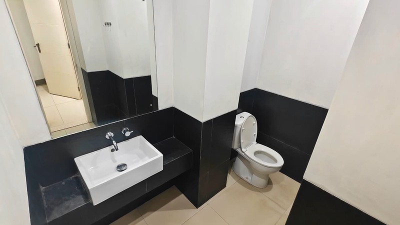 For Sale Nice Unit Furnished Apartment at 1 Park Residences