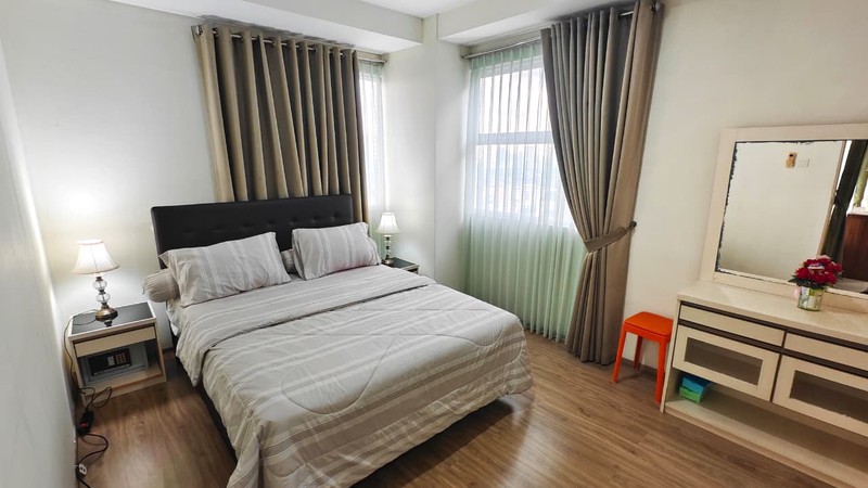 For Sale Nice Unit Furnished Apartment at 1 Park Residences