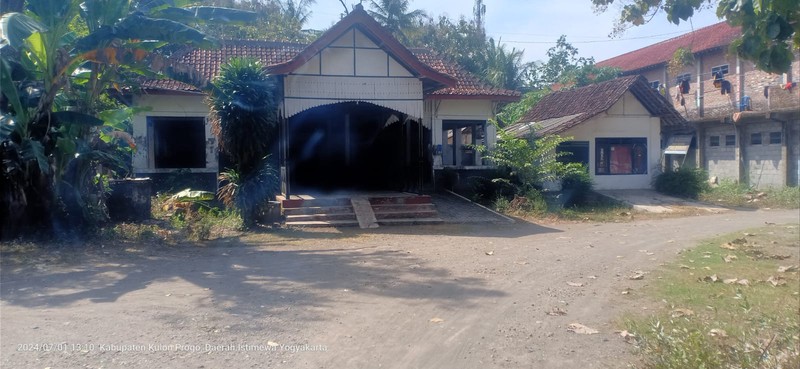 Tanah di Pengasih Wates, Kulon Progo-Jawa Tengah.