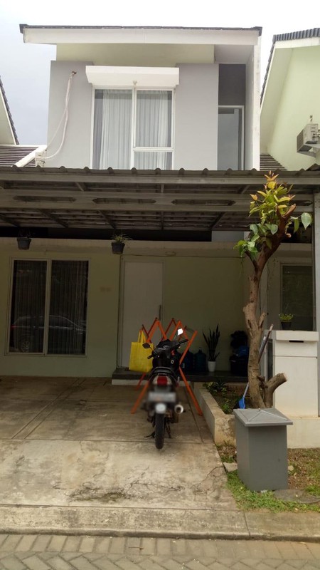 Rumah Siap Huni, Hunian Nyaman dan Strategis @Cluster The View, Serpong Jaya.
