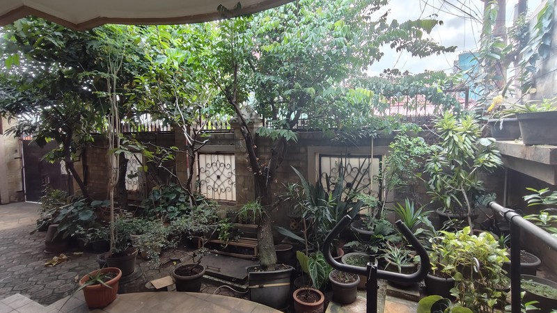 For Sale! Rumah Strategis Luas 225m² Tebet Timur Dalam 9 - Akses 2 Mobil, Lokasi Premium