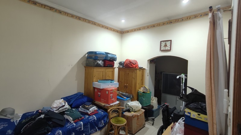 For Sale! Rumah Strategis Luas 225m² Tebet Timur Dalam 9 - Akses 2 Mobil, Lokasi Premium