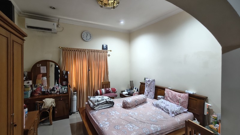 For Sale! Rumah Strategis Luas 225m² Tebet Timur Dalam 9 - Akses 2 Mobil, Lokasi Premium