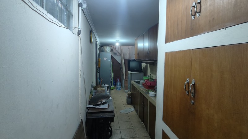 For Sale! Rumah Strategis Luas 225m² Tebet Timur Dalam 9 - Akses 2 Mobil, Lokasi Premium