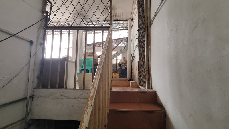 For Sale! Rumah Strategis Luas 225m² Tebet Timur Dalam 9 - Akses 2 Mobil, Lokasi Premium