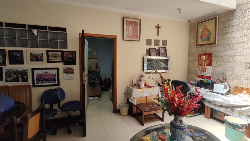 For Sale! Rumah Strategis Luas 225m² Tebet Timur Dalam 9 - Akses 2 Mobil, Lokasi Premium